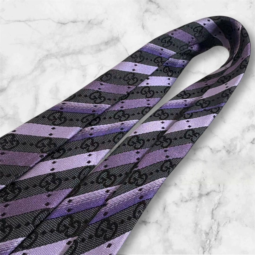 ✨未使用クラス✨GUCCI 現行タグ　GG柄 ストライプ　蜂刺繍　ネクタイ