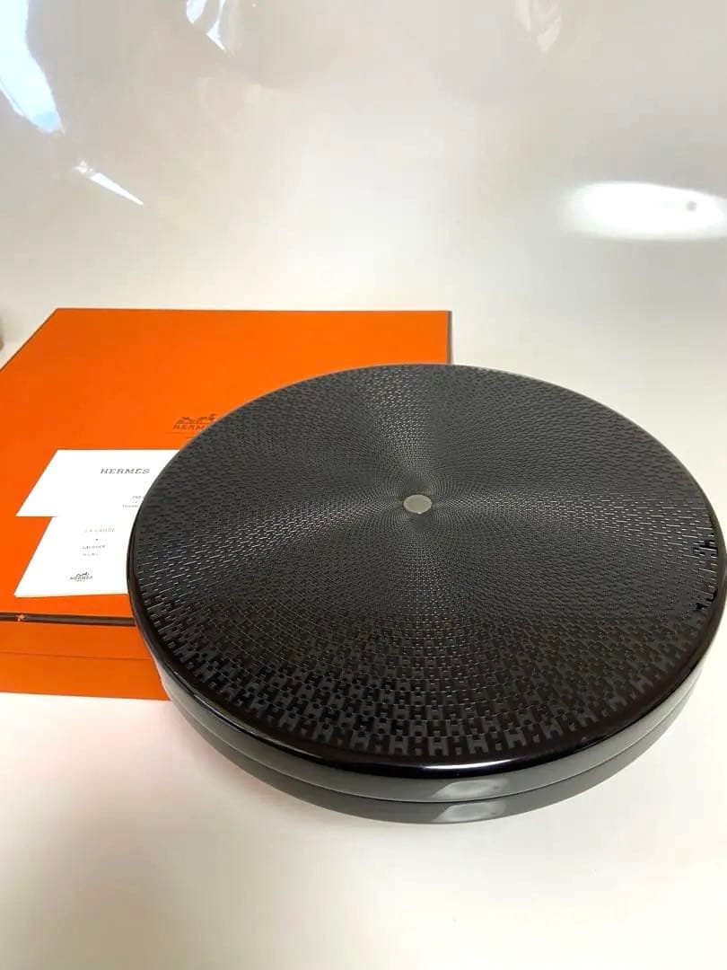 HERMES　エルメス ラッカー　器　容器　木製品　保存　お洒落　光沢