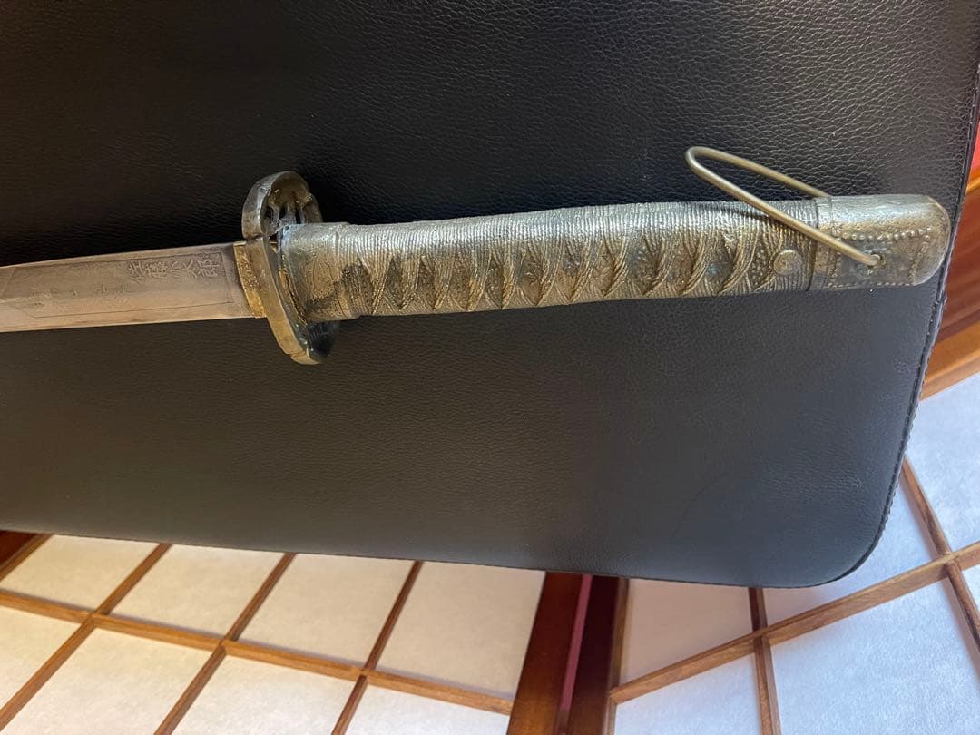 軍刀　天皇 昭和15年　佐藤小太郎　飾り軍刀　 模造刀　大　　日本刀