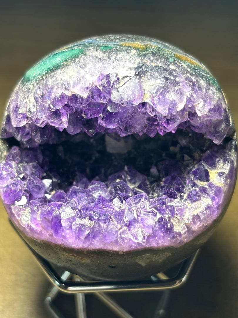 ウルグアイ産　アメジスト　笑口　スフィア　置物縦63.4×横62.6㎜（新品）