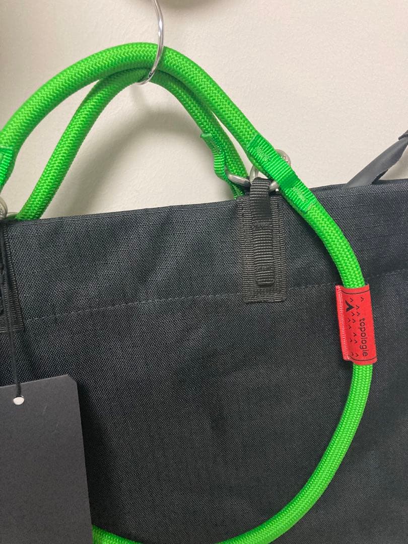 topologie トートバッグ 黒/緑