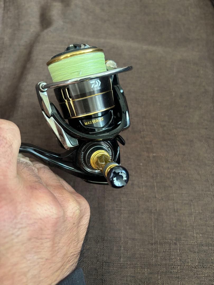 Daiwa BALLISTIC LT 2000SS-P スピニングリール