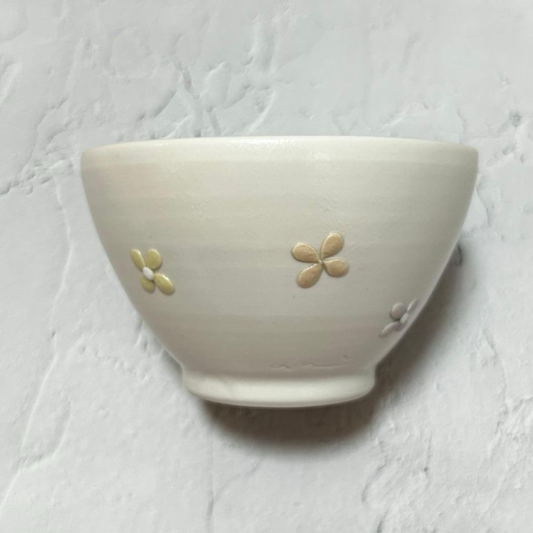 l*y様 魚谷あきこさんご飯茶碗