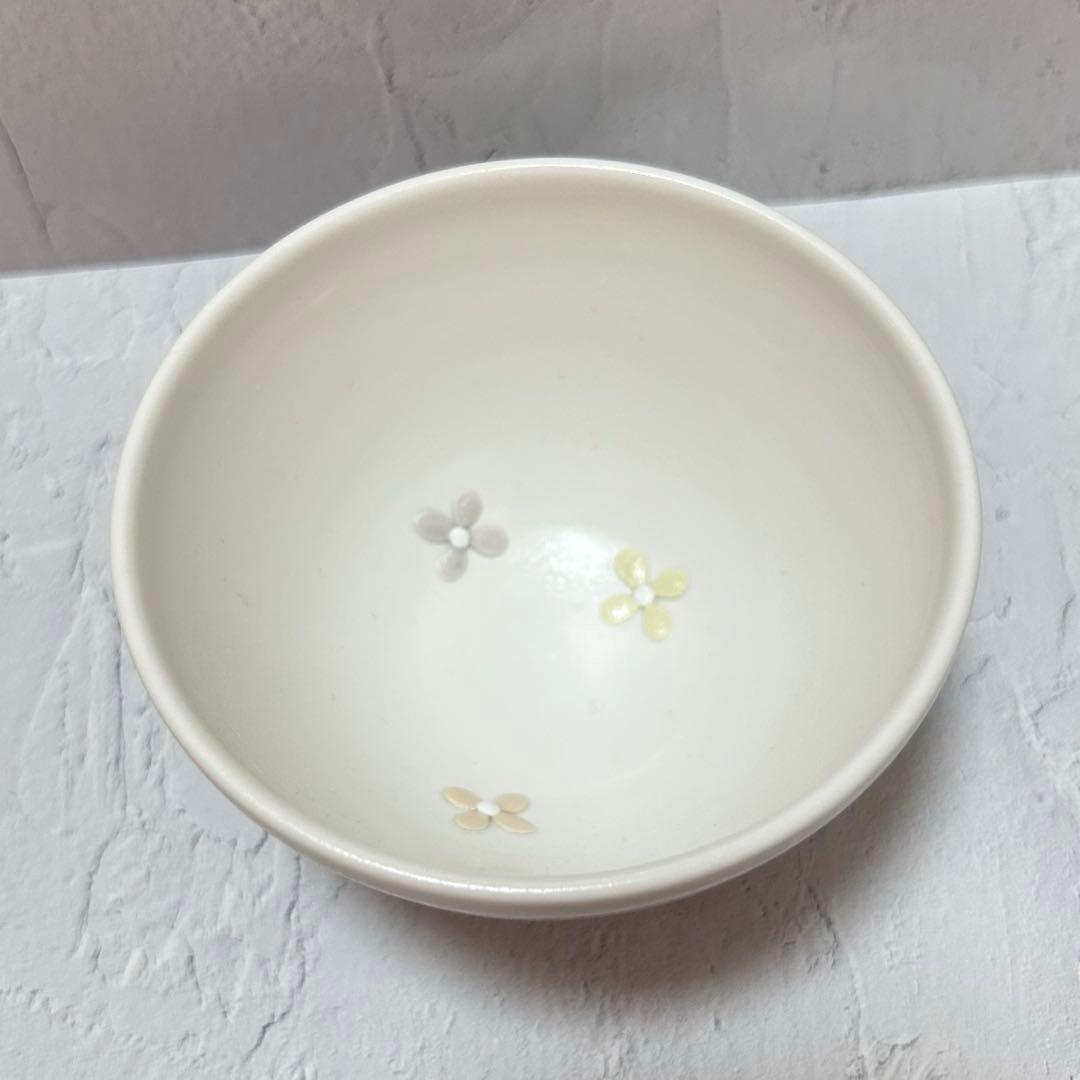 l*y様 魚谷あきこさんご飯茶碗