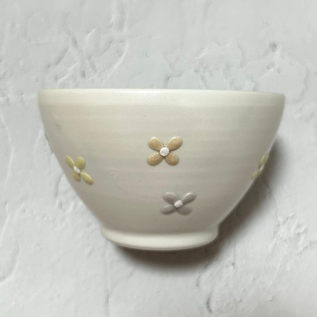 l*y様 魚谷あきこさんご飯茶碗