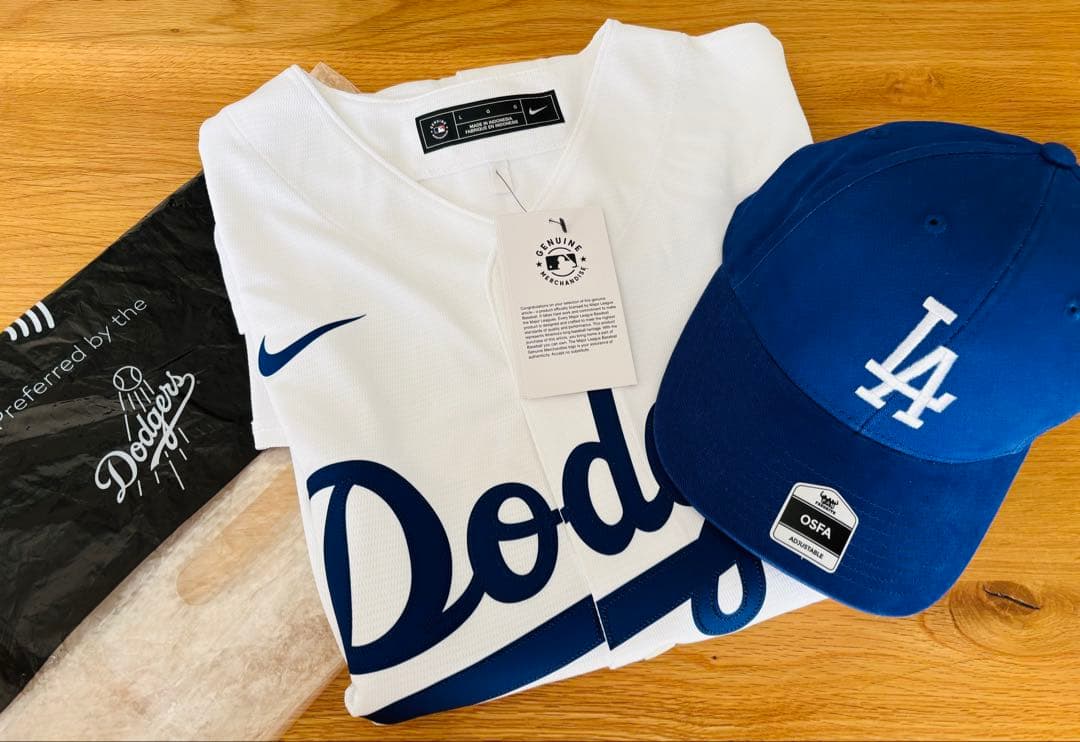 最終価格！！新品未使用品Dodgers ユニフォーム&キャップMENS L
