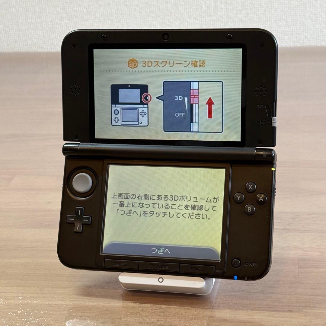 4-280 ニンテンドー3DS LL レッド×ブラック