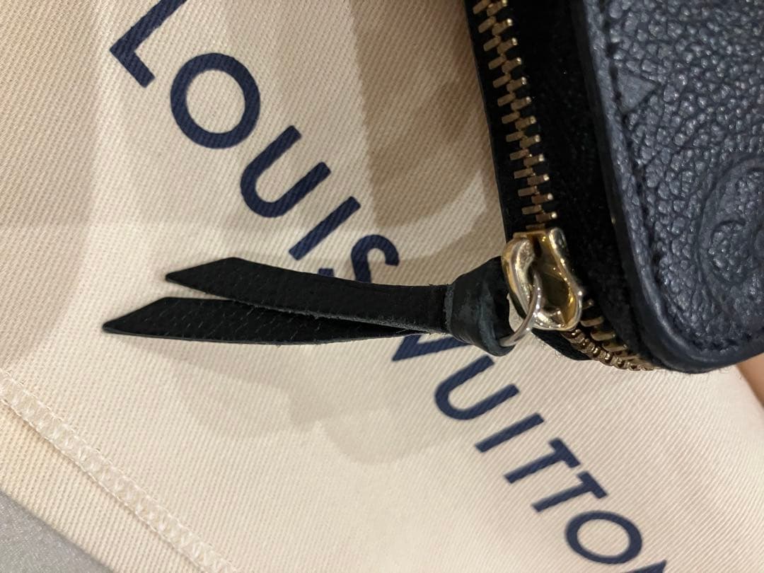 LV 長財布ブラック