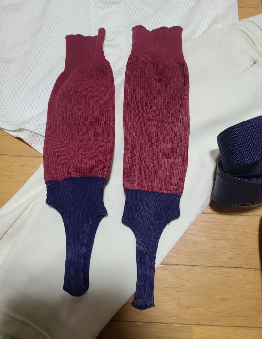 大阪桐蔭高校野球部ユニフォーム上下、練習ユニ、ストッキング、セカバン　シャツ2枚