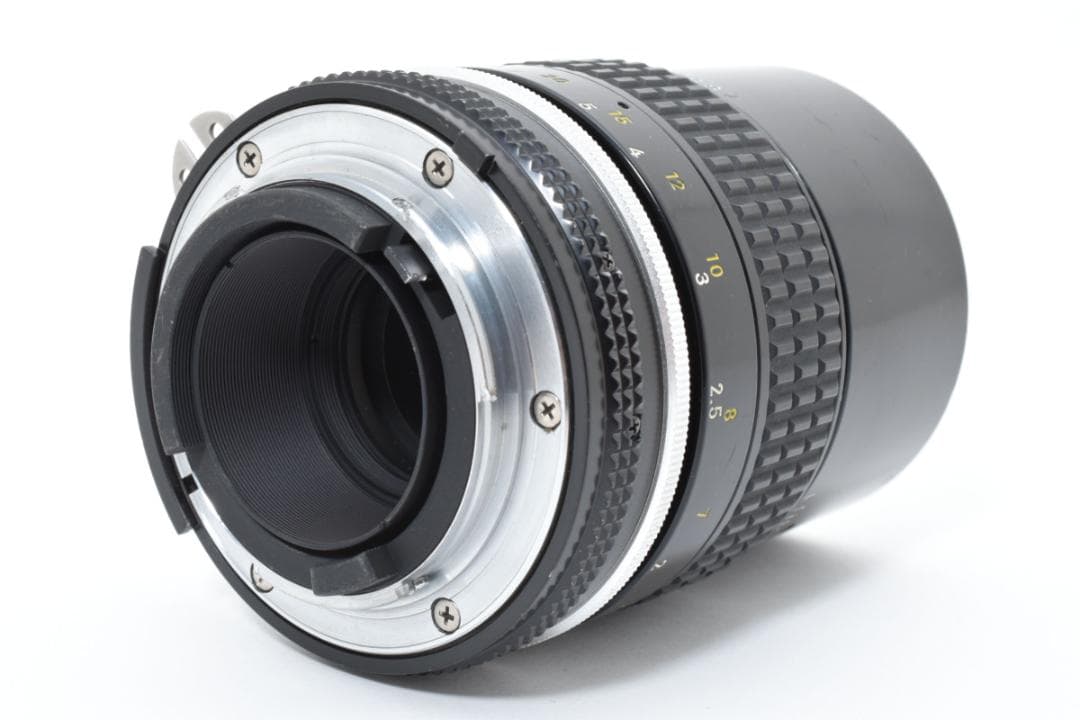 美品 ニコン Ai NIKKOR 135mm f2.8 MF レンズ　M907