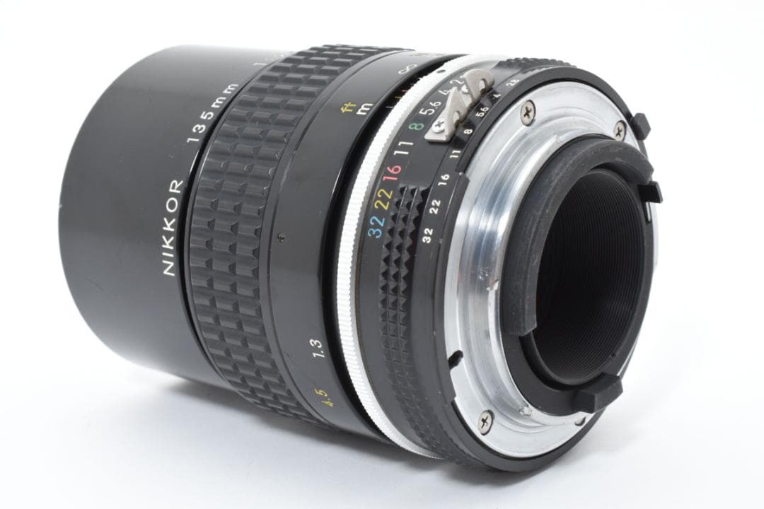 美品 ニコン Ai NIKKOR 135mm f2.8 MF レンズ　M907