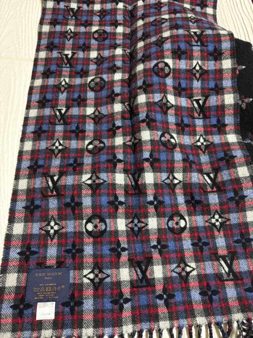 ルイヴィトン マフラー　モノグラム　グラディエントタータン