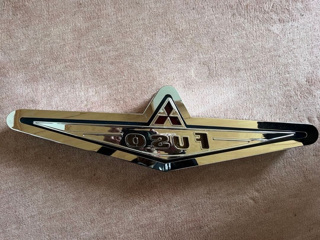 三菱ふそうバスマーク⭐︎美品⭐︎歌麿？