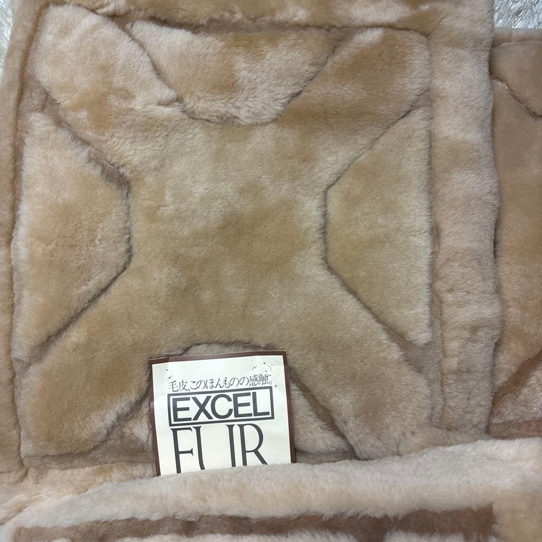 未使用 ムートン座布団 大 4枚 セット 本革 リアルムートンファー 毛皮