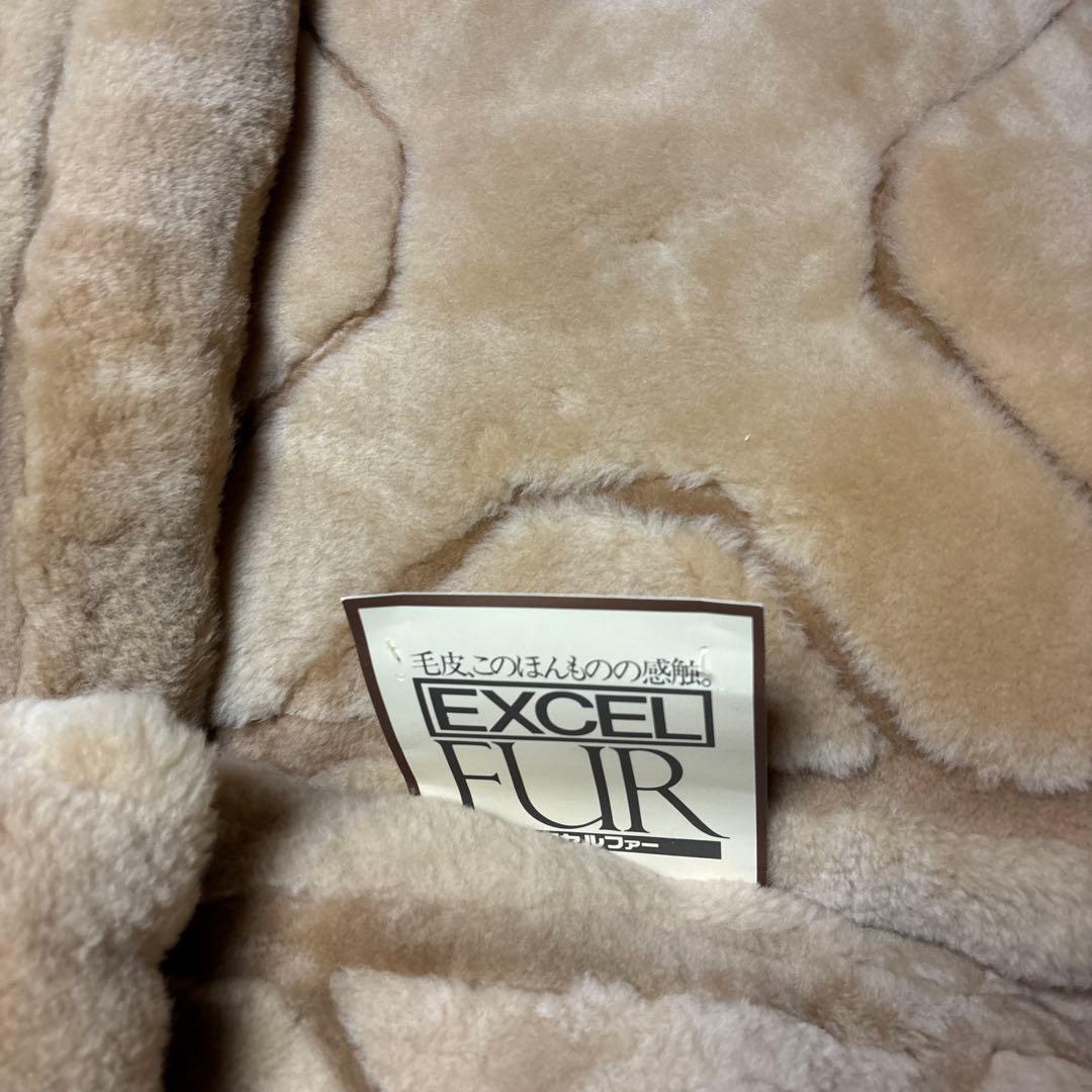 未使用 ムートン座布団 大 4枚 セット 本革 リアルムートンファー 毛皮