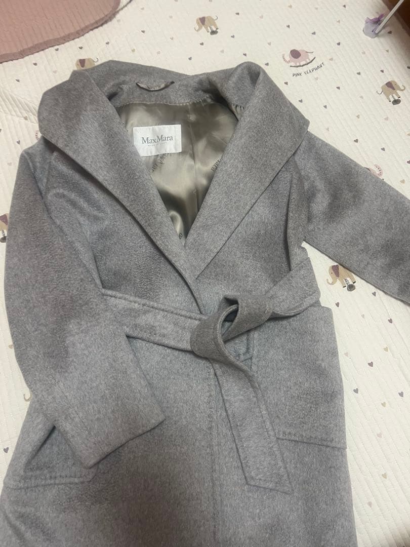 MaxMara カシミヤコートベルト付き