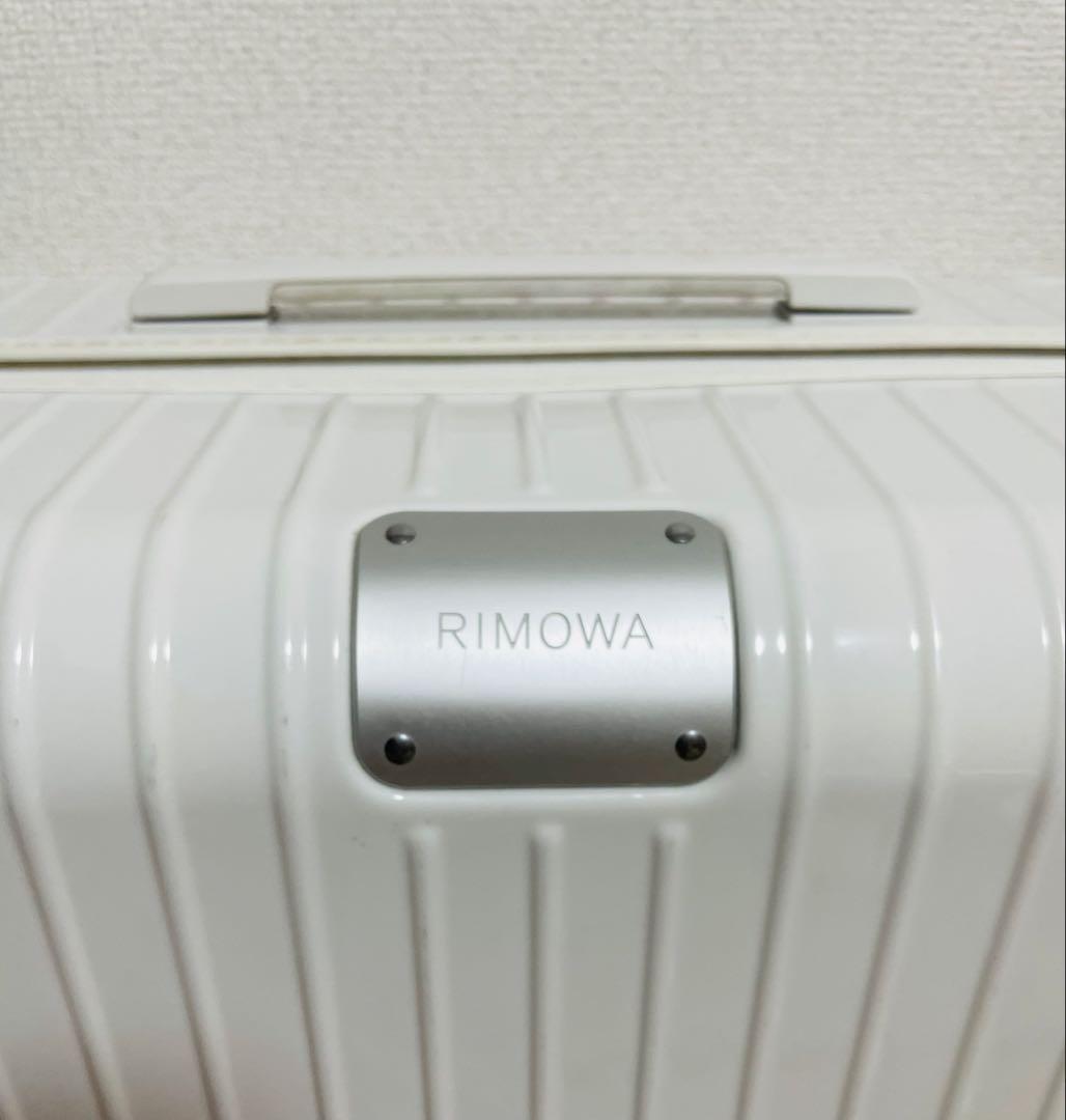 『美品 』リモワ エッセンシャル チェックインL 85L 4輪 TSAロック 白