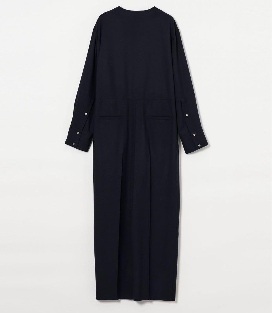 新品 conte フロントジップ Vネック オールインワン