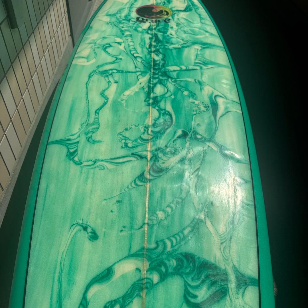 手渡し限定　グレースサーフボード　ミッドレングス　6.8