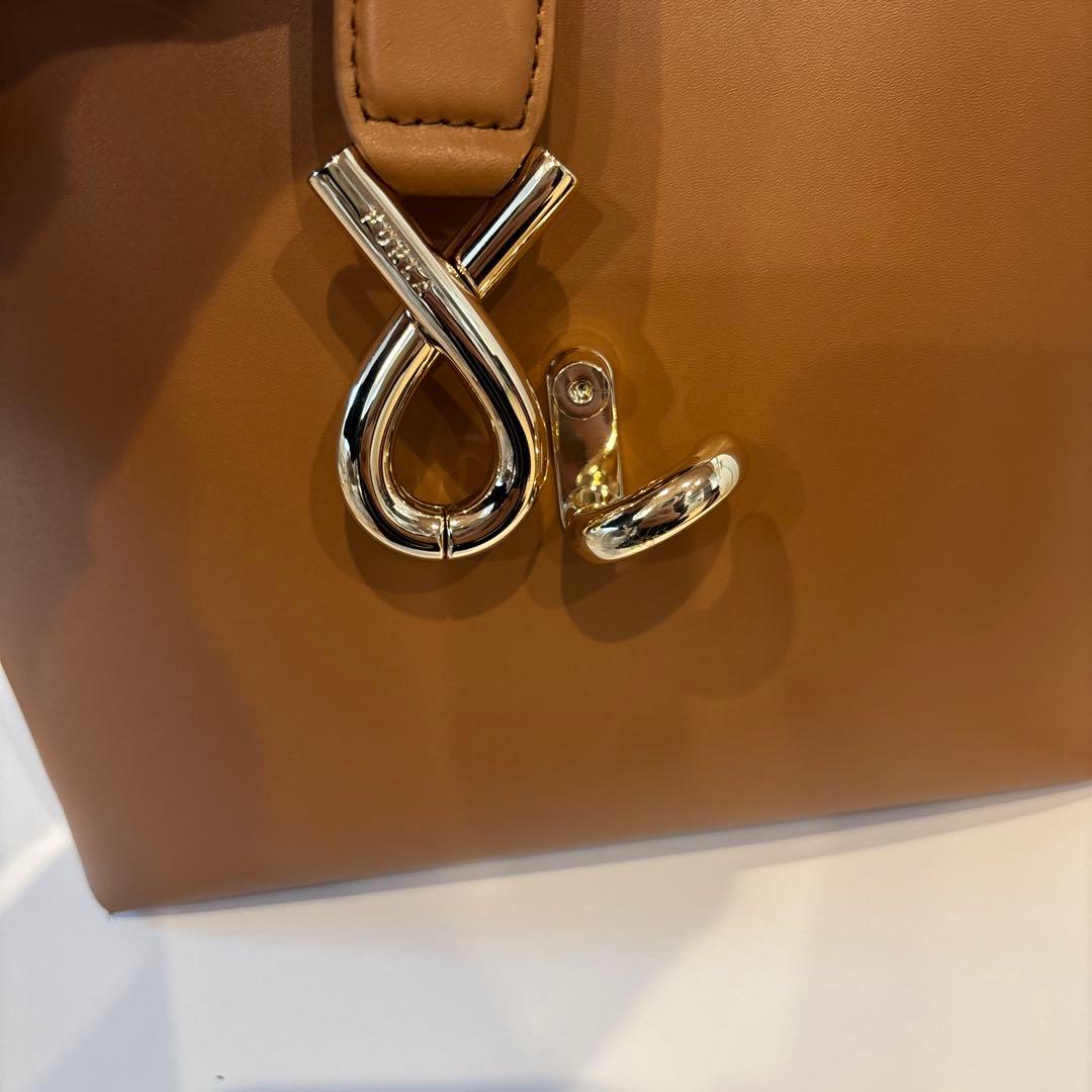 極美品　フルラ　FURLA ハンドバッグ　ショルダー付き