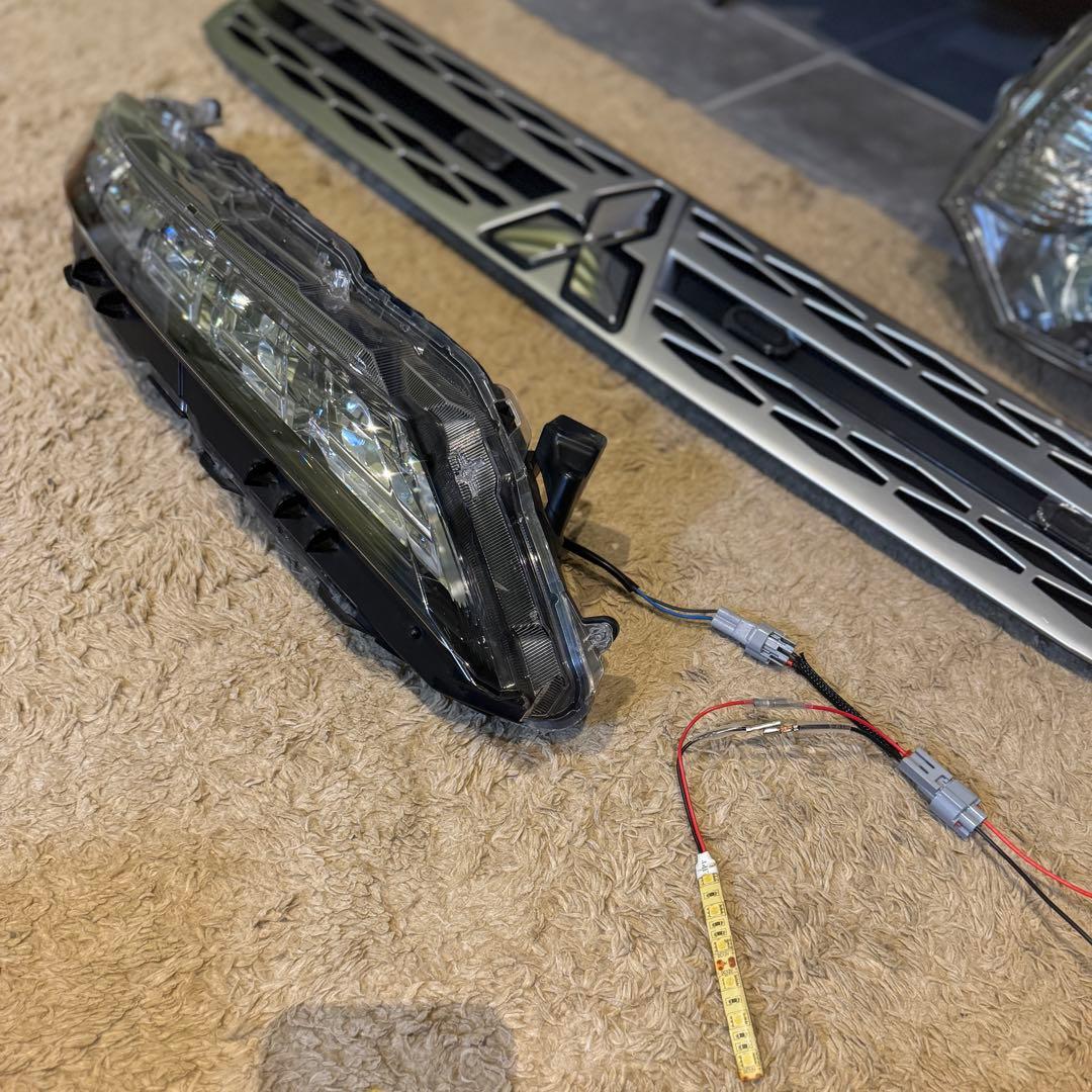 デリカ CV1W　グリルマーカー　純正配線を無加工で接続できる分岐ハーネスセット