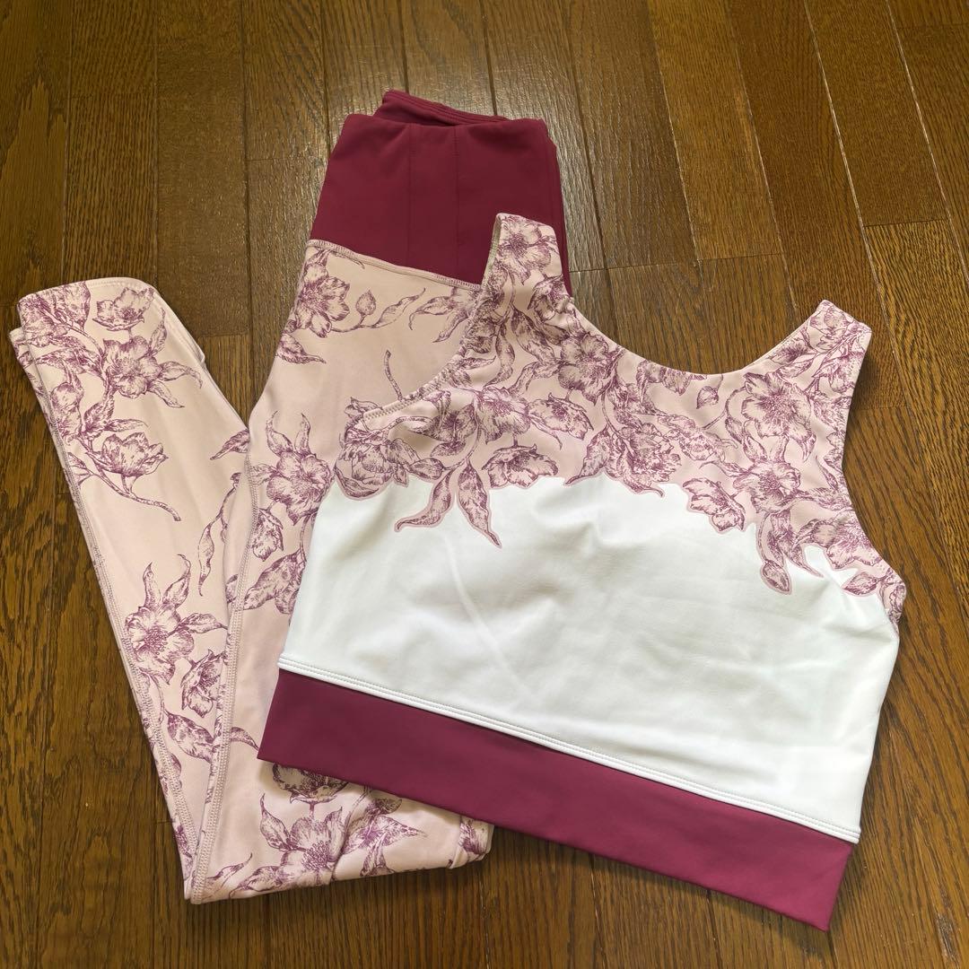 LAVA SUKALA アンティークプリントレギンス、ブラトップセット