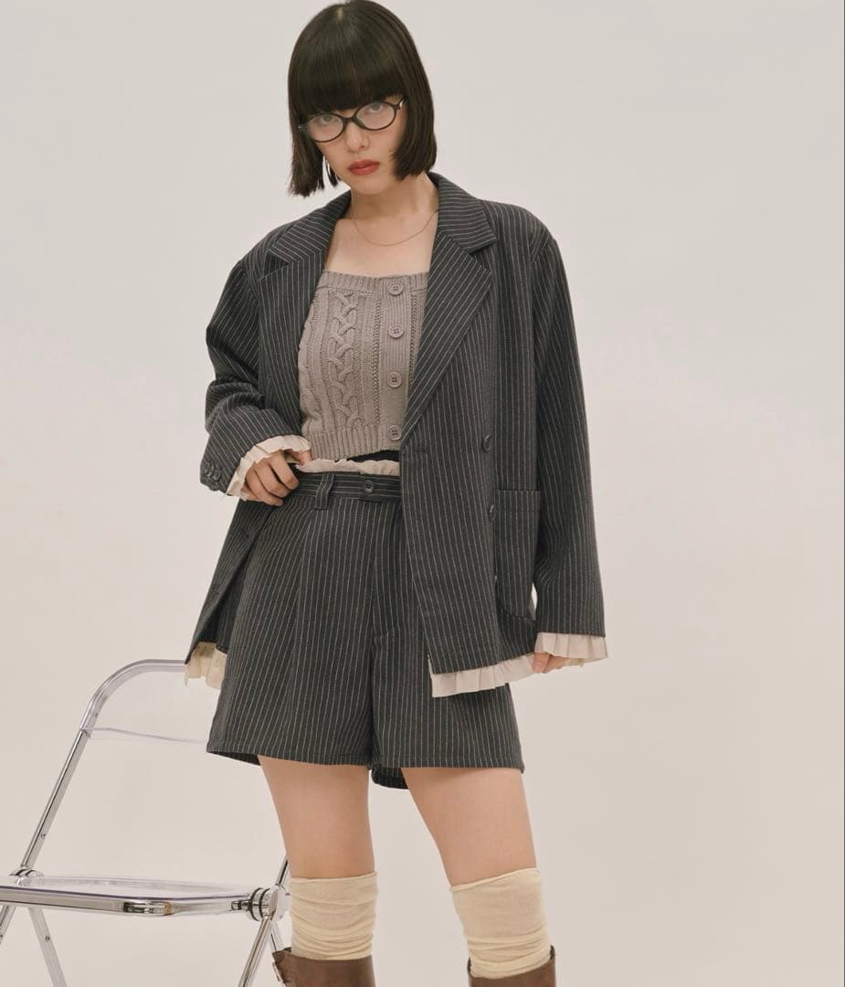 loinnuit フリルレイヤードデザインジャケット