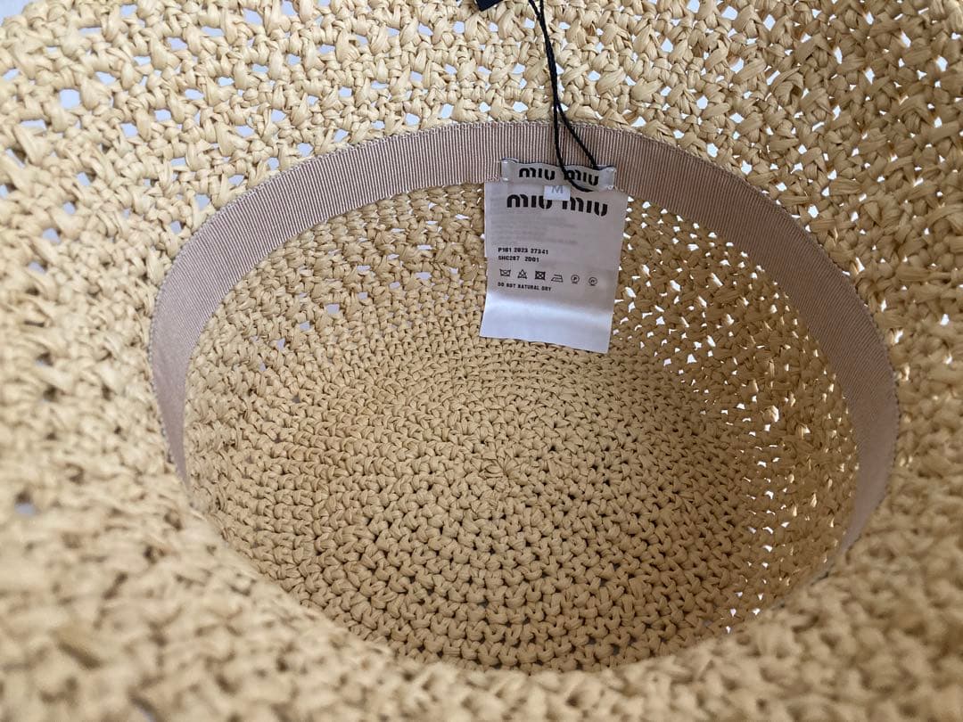 新品 Miu Miu ウーブンファブリックハット　Mサイズ
