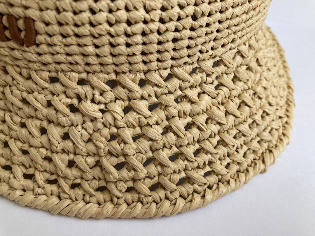 新品 Miu Miu ウーブンファブリックハット　Mサイズ