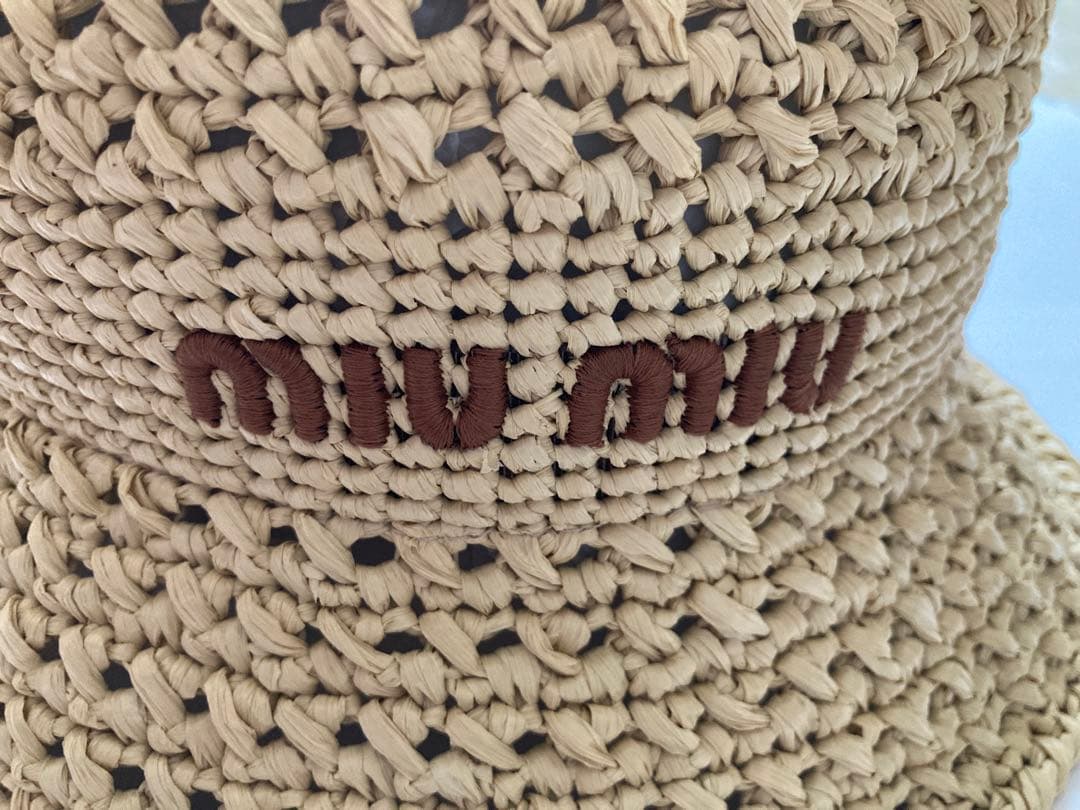 新品 Miu Miu ウーブンファブリックハット　Mサイズ