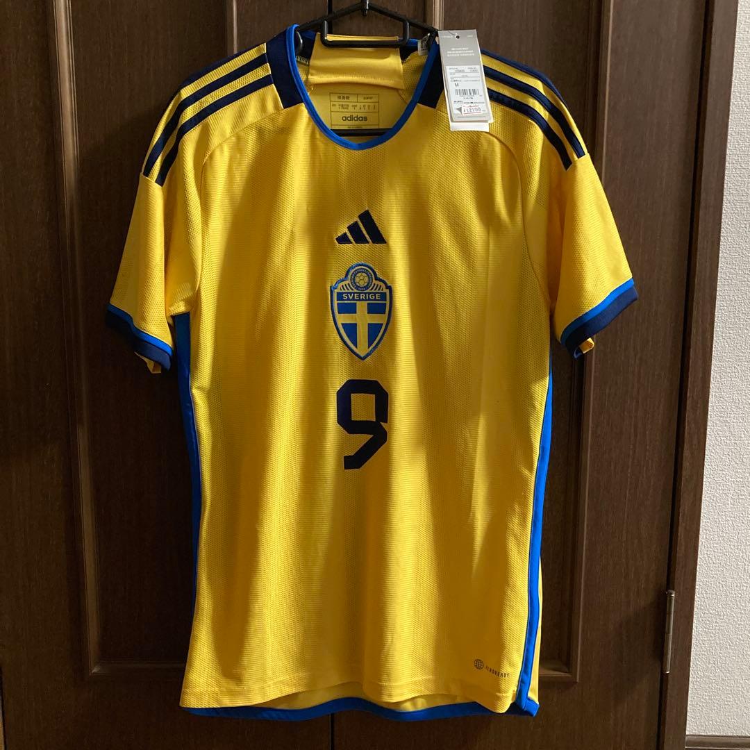 スウェーデン代表 イサク　リバプール　ニューカッスル　ユニフォーム