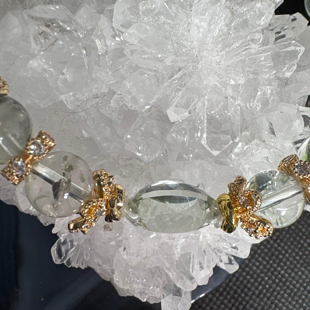＊るんるん＊【高品質】グリーン水晶宝石カット　ブレスレット