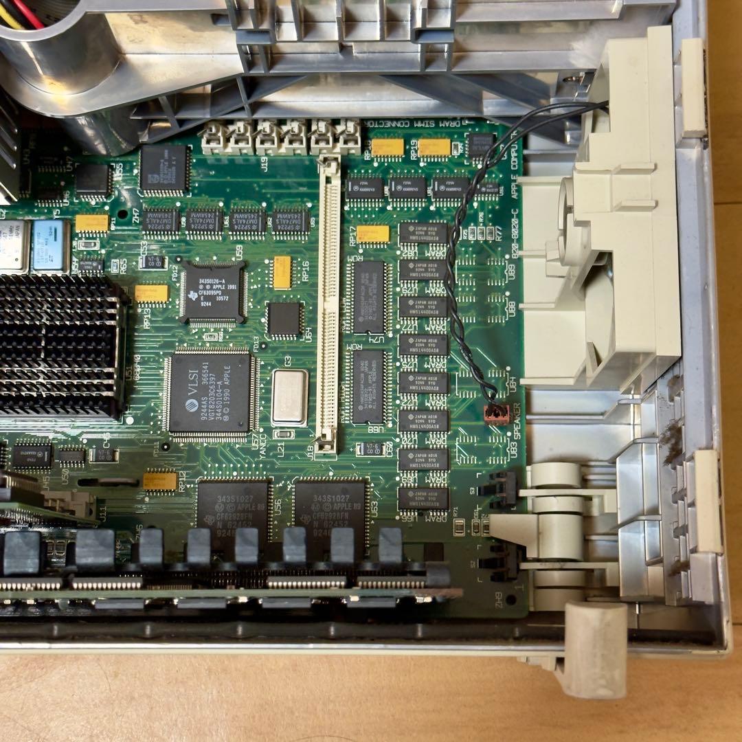 Apple Macintosh Quadra700 ビンテージマック　ジャンク