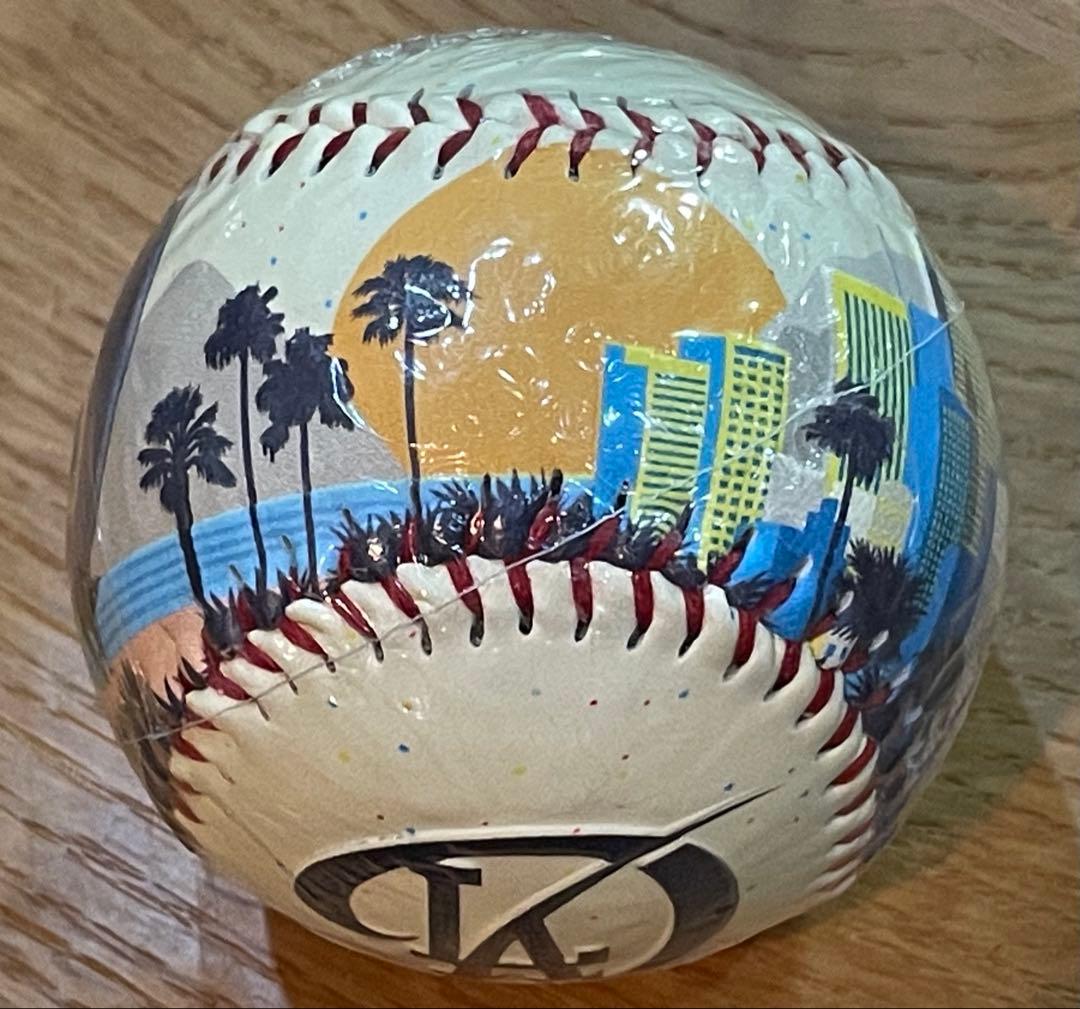 【球場限定レア】MLBドジャースシティコネクト　ダウンタウンローリングスボール