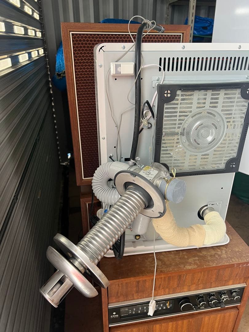 サンポット　FF-4211TL C FF暖房ストーブ ホワイト