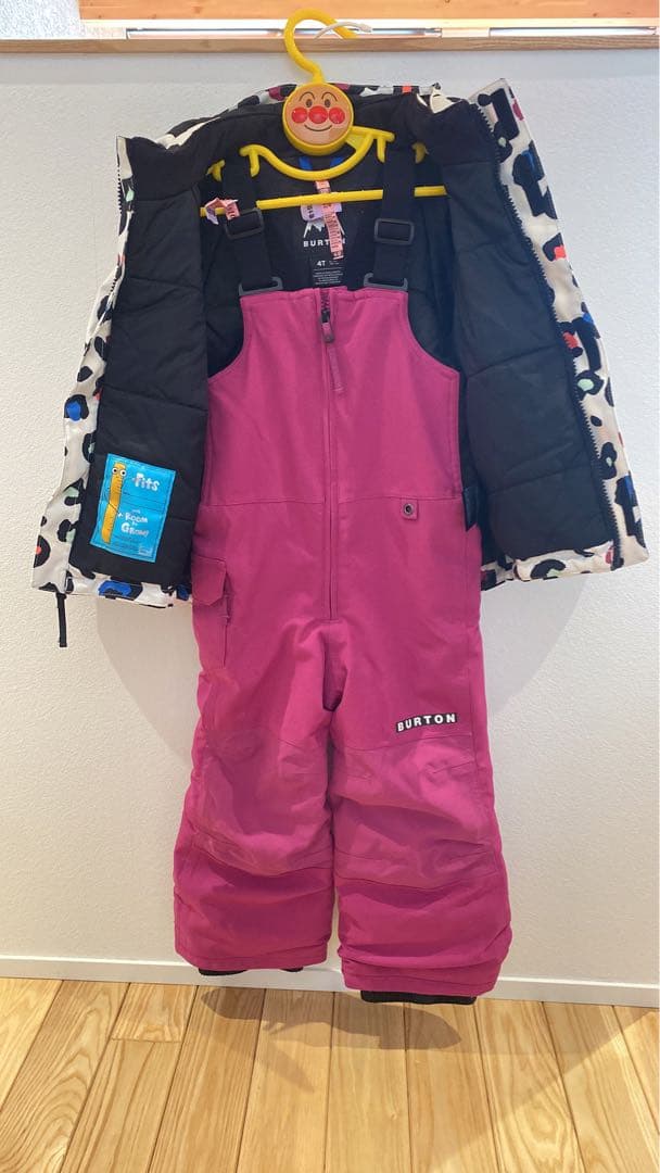 ※chan-m✴︎BURTON キッズスノーウェア4T/100サイズ