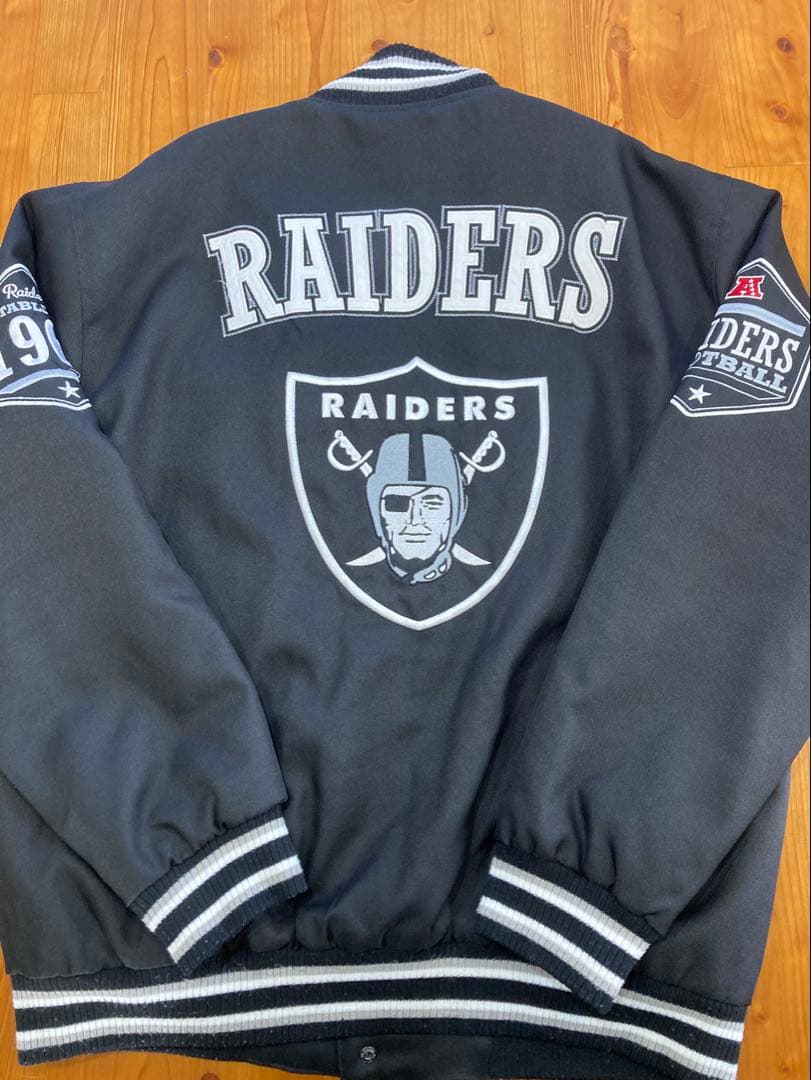 NFL RAIDERS スタジャン ブラック アウター　ジャケット