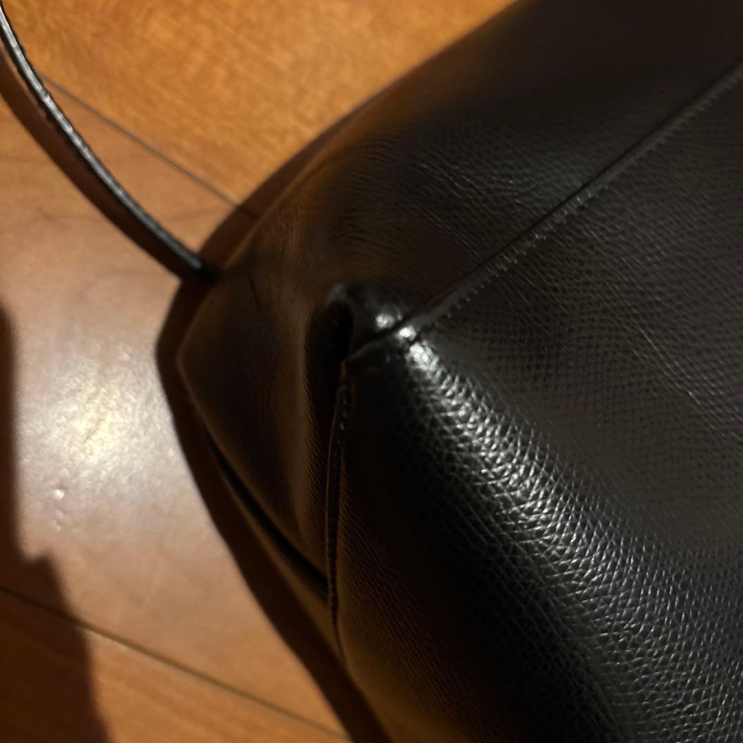 セリーヌカバ　ブラック