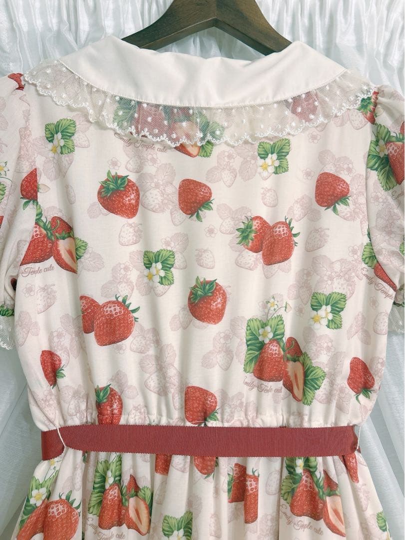 エミリーテンプルキュート　ストロベリーアニバーサリードレス　アイボリー（M）