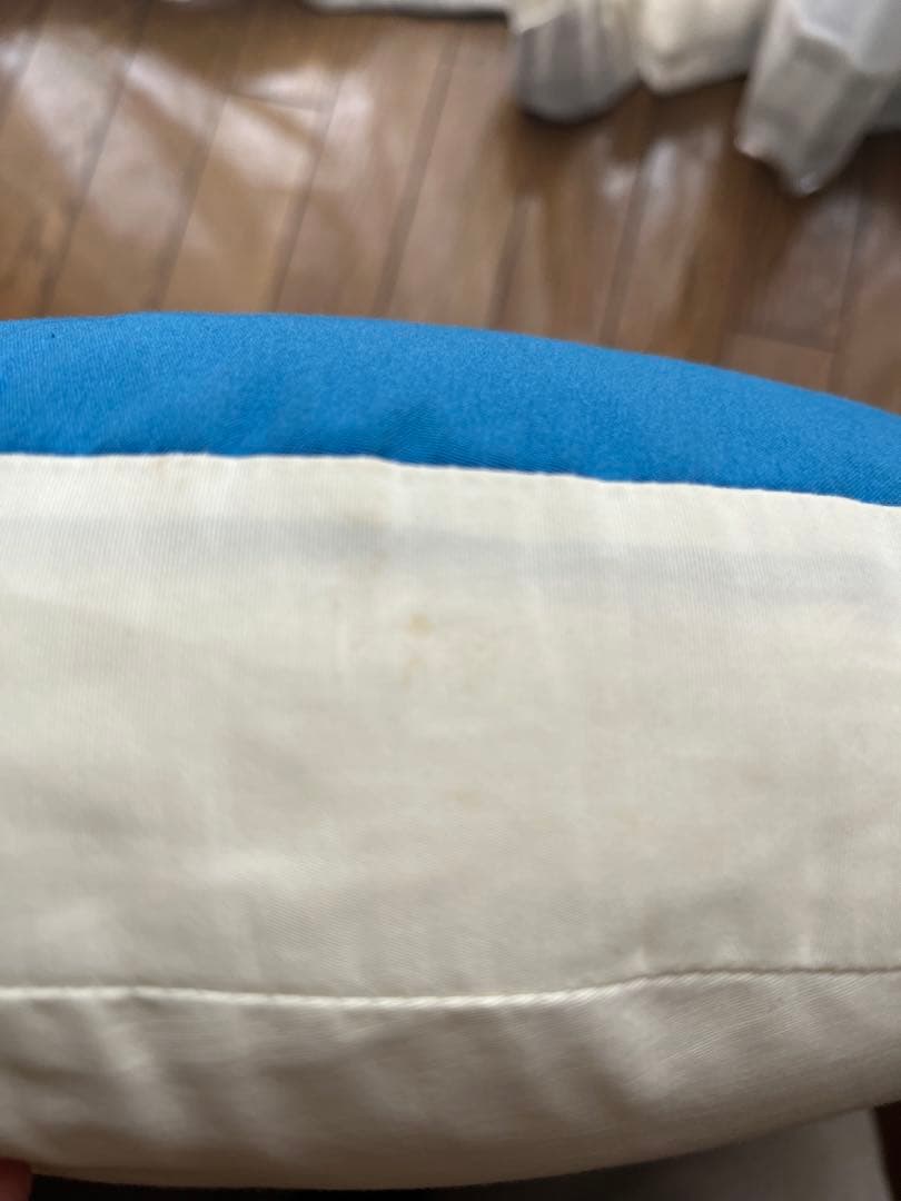 M*o様 マウンテンリサーチmountain research円形クッション