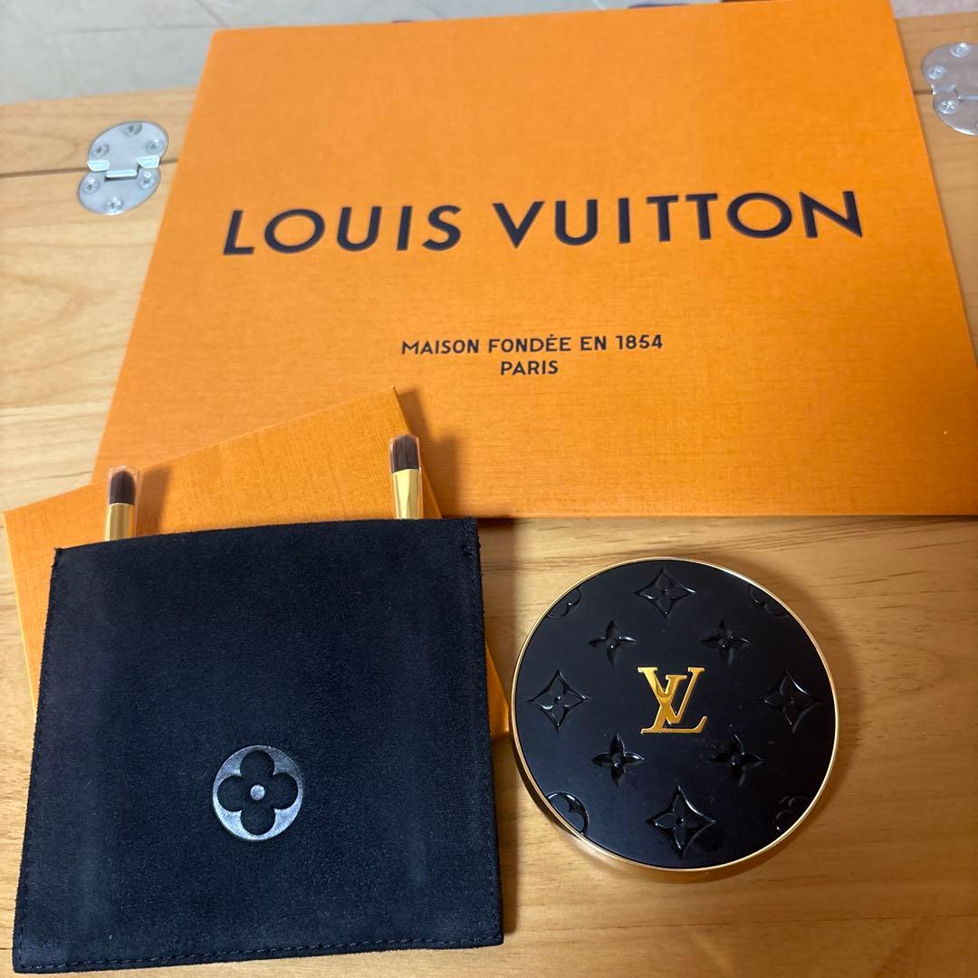 ルイヴィトン　アイシャドウ　LVオンブル450