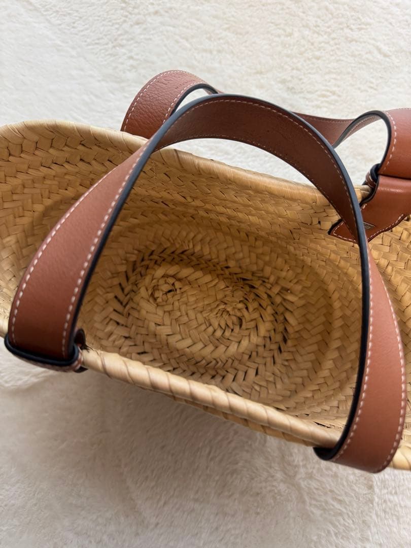 LOEWE ロエベ　かごバック