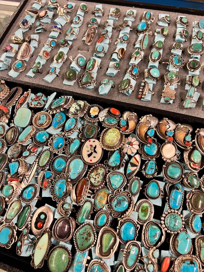 【ナバホ族】ヴィンテージ ターコイズ バングル インディアンジュエリー