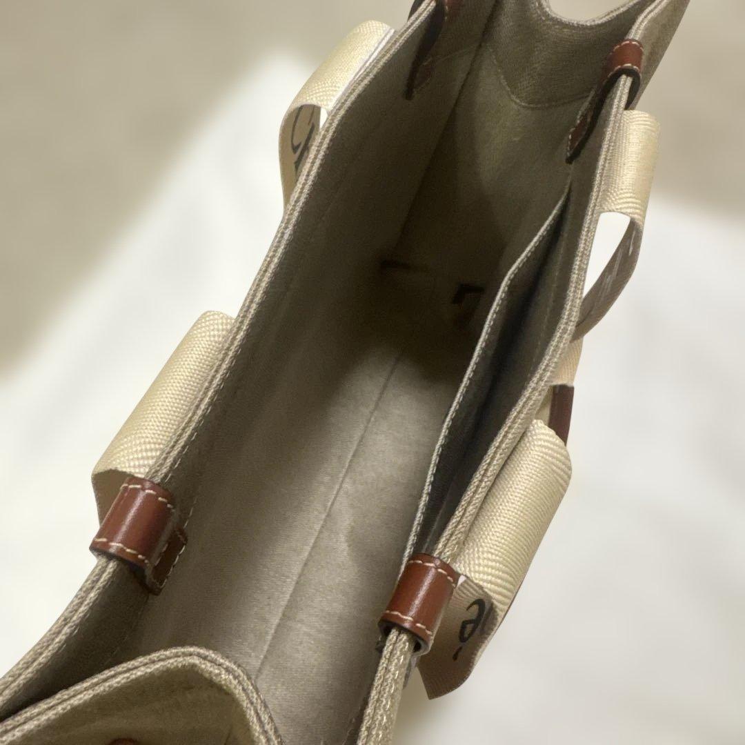 Chloe トートバッグ WOODY ブラウン CHC22AS383I2690U