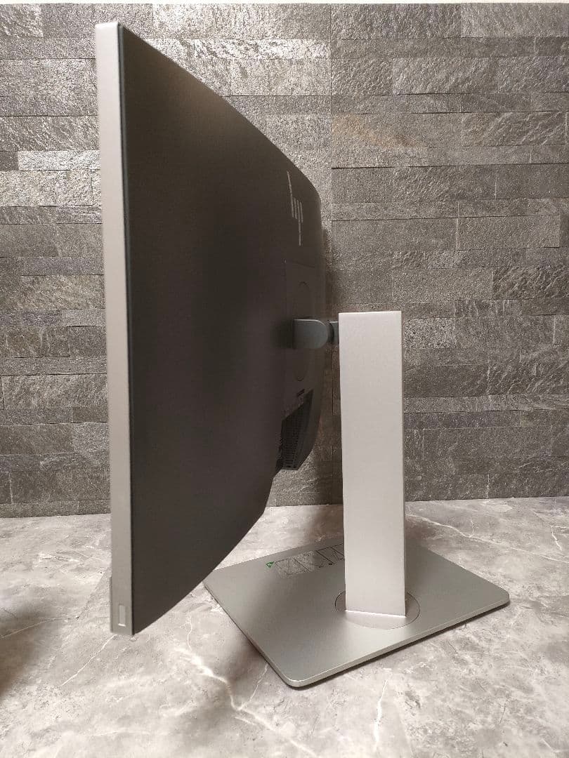 美品 HP EliteOne 24型 corei5 第９世代 新品SSD メモリ