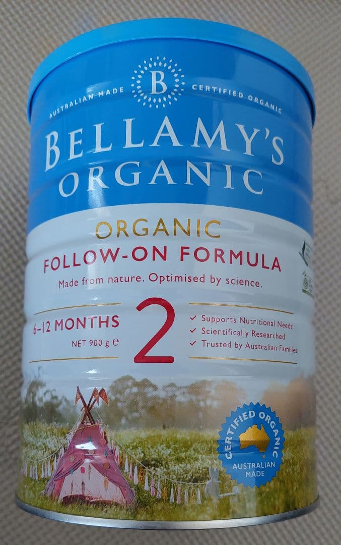 赤ちゃん安全のBellamysベラミーズ・オーガニック牛ミルク３缶