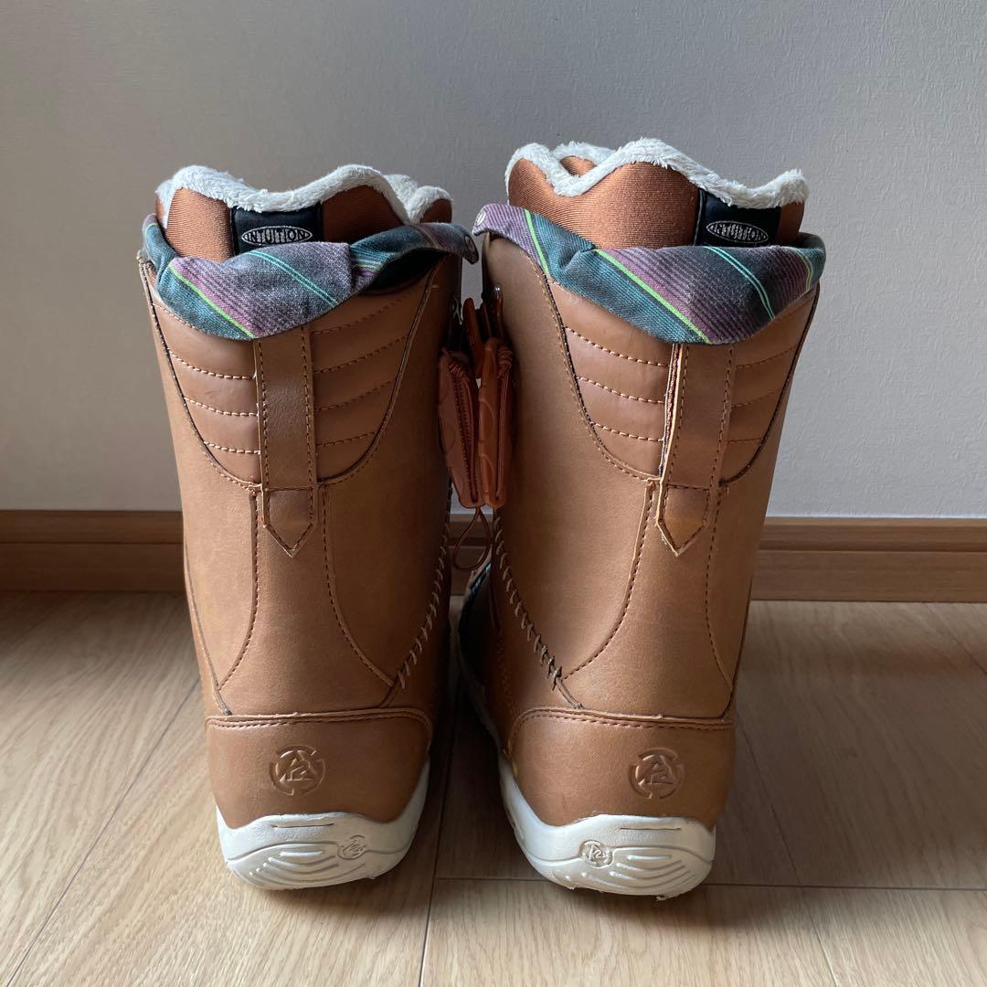 はっぴぃ　スノボブーツ レディース　K2 SAPERA BOA 24cm