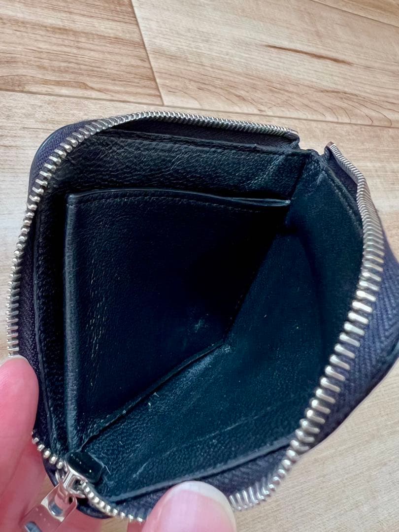 MARNI ブラックレザー 二つ折り財布