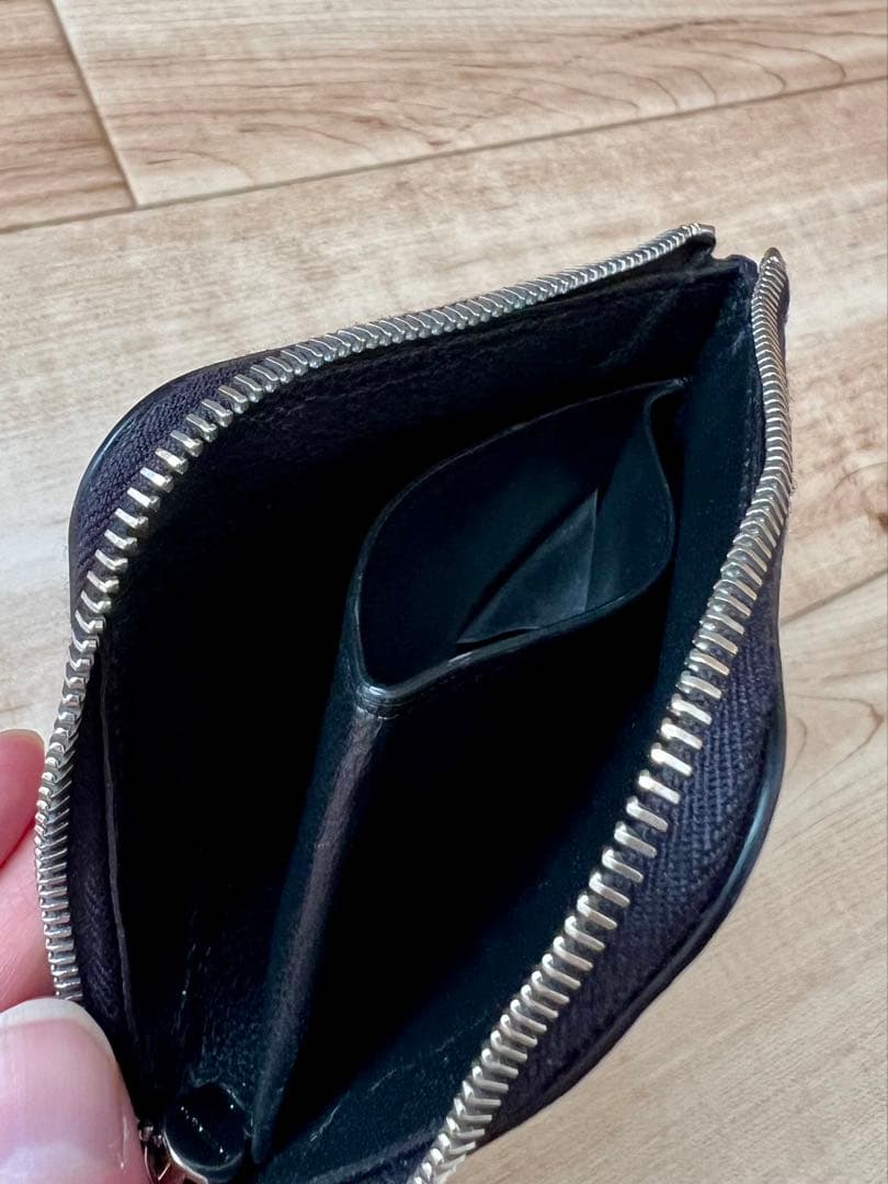 MARNI ブラックレザー 二つ折り財布