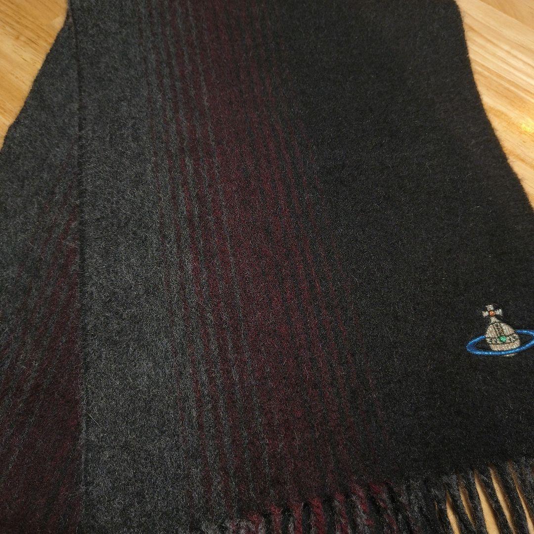 ナッカン様ヴィヴィアンウエストウッドグラデーションマフラーオーヴ